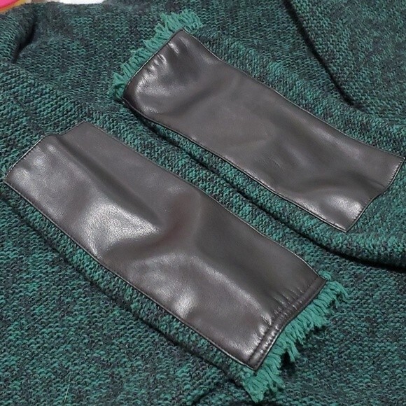 Donna Karan Fringed Knit Sweater Crewneck Spit Hemline Medium - Picture 8 of 8